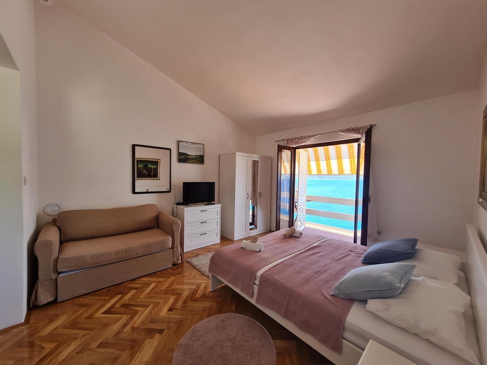 Apartments Apartmani Pintar มีมิตเซ ภายนอก รูปภาพ